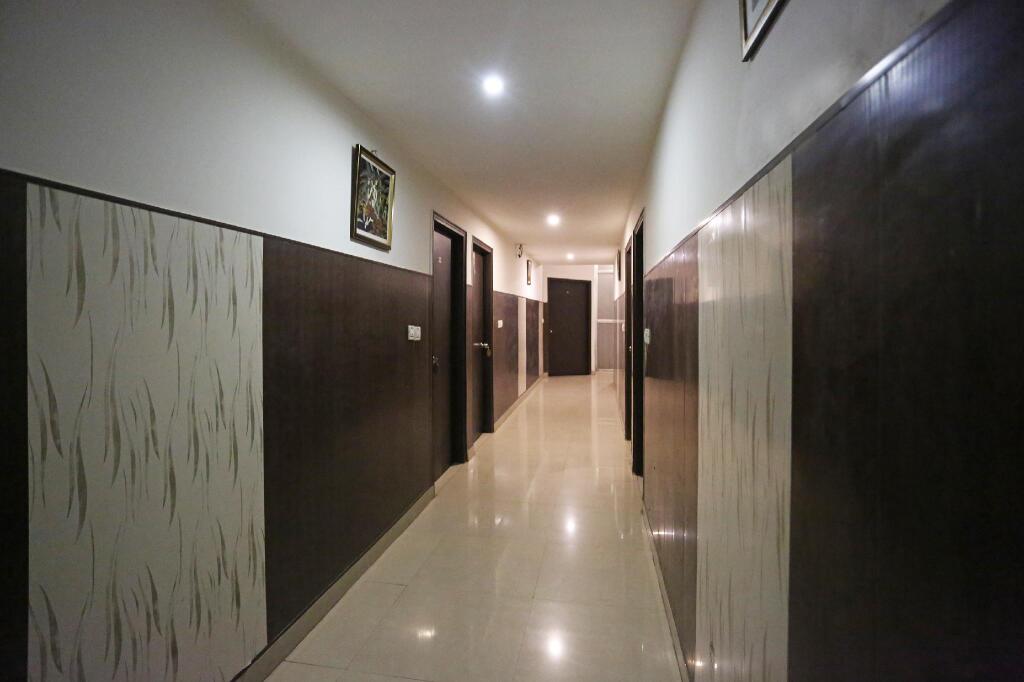OYO 2862 Hotel Kanha Continental — фото 1