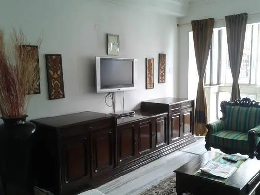 Колката: Dimensions - Ho Chi Minh Sarani, Kolkata
