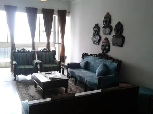 Колката: Dimensions - Ho Chi Minh Sarani, Kolkata