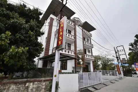 Hotel Galaxy — фото 1