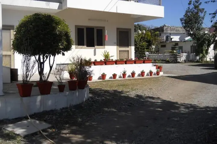 Дехрадун: Hotel Sukhsadan