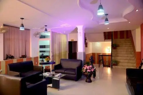 Дехрадун: Central Great Value Hotel