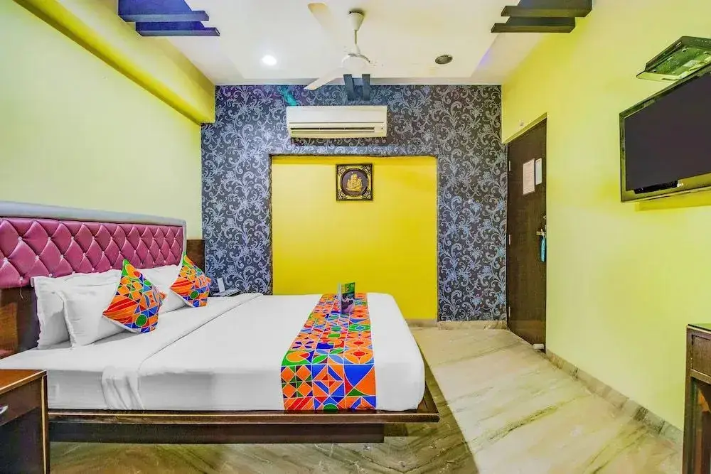Колката: Hotel N S International