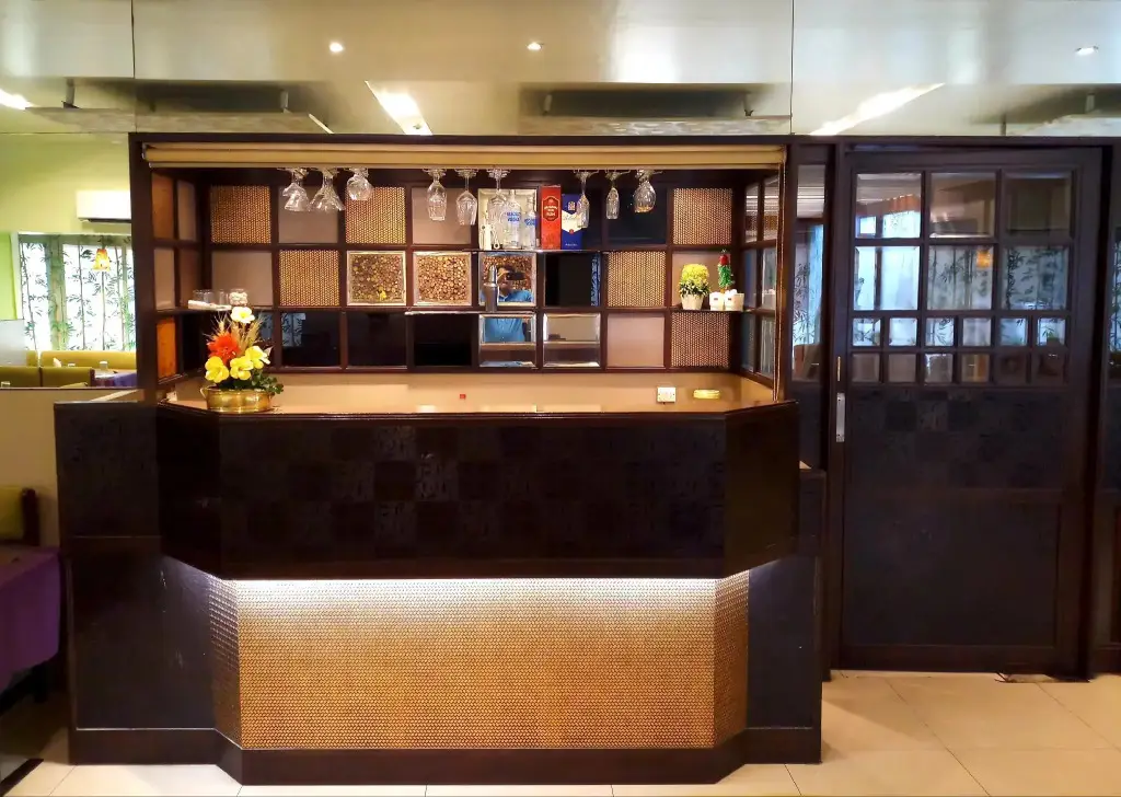 Пуна: Hotel Raviraj