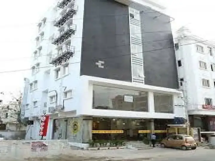 Хидерабад: Falcons Nest Imperia Suites