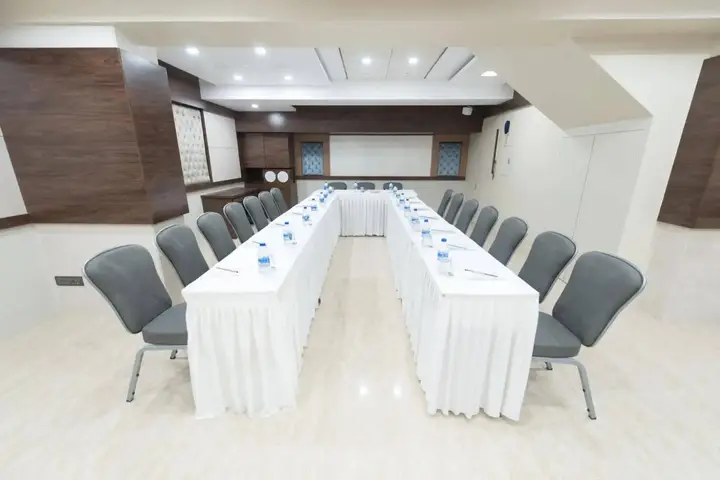 Мумбаи: Hotel Le Grande - Mumbai International Airport