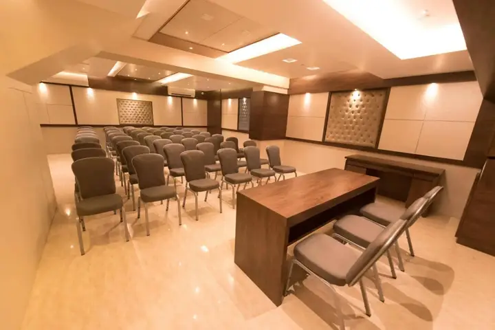 Мумбаи: Hotel Le Grande - Mumbai International Airport