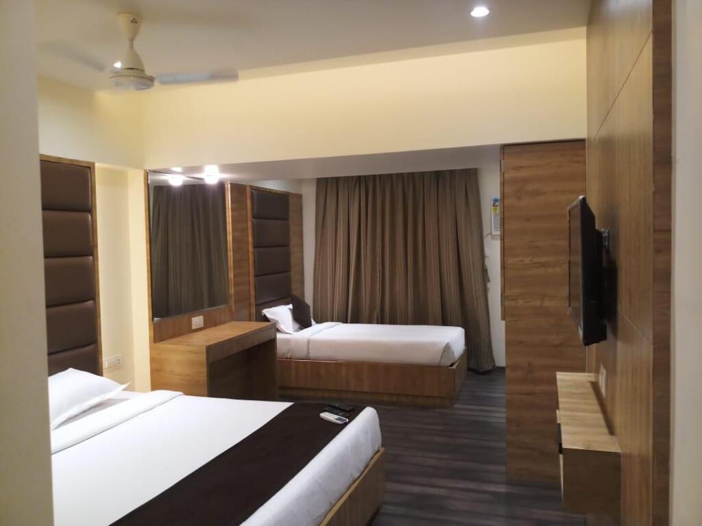 Нави-Мумбай: Hotel Heritage Dakshin