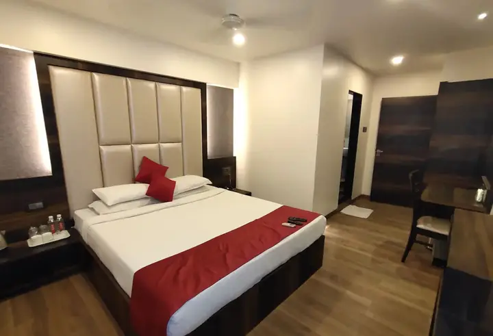Нави-Мумбай: Hotel Heritage Dakshin
