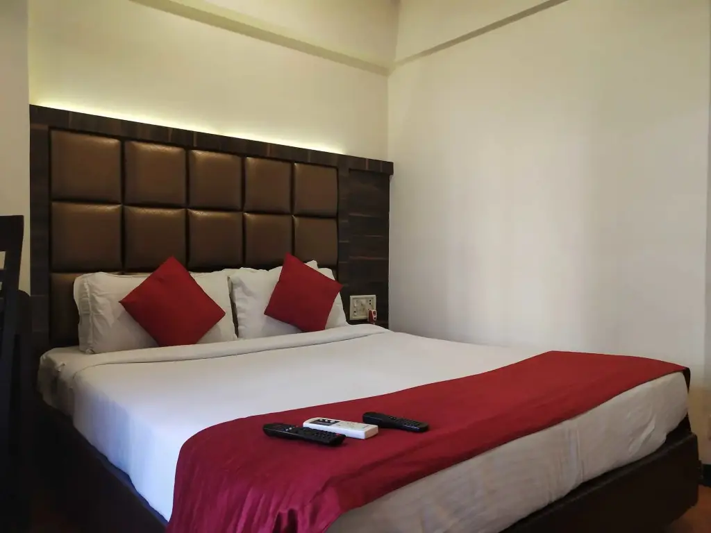 Нави-Мумбай: Hotel Heritage Dakshin