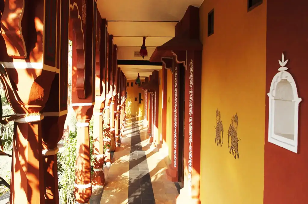 Крепость Jhansi: Hotel Bundelkhand Riverside