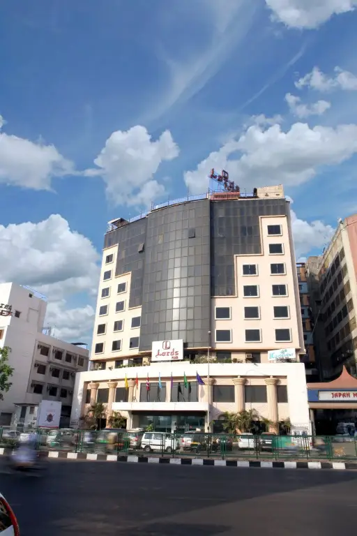 Lords Plaza, Surat — фото 1