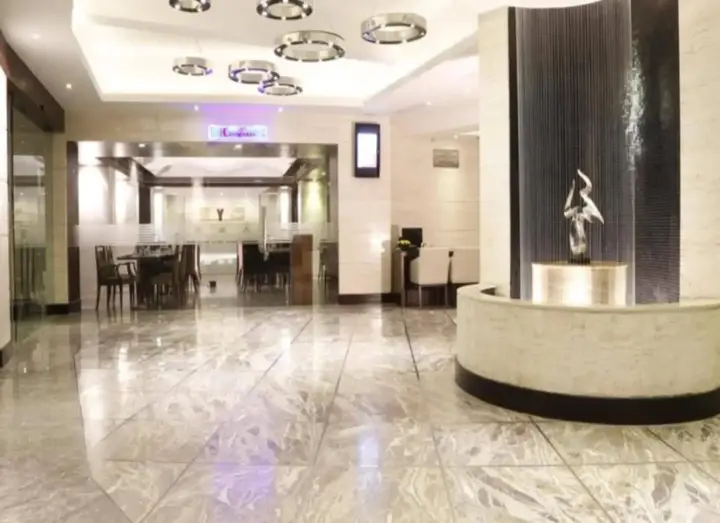 Сурат: Lords Plaza, Surat