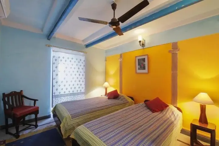 Садри: Hotel Ghanerao Castle Ranakpur