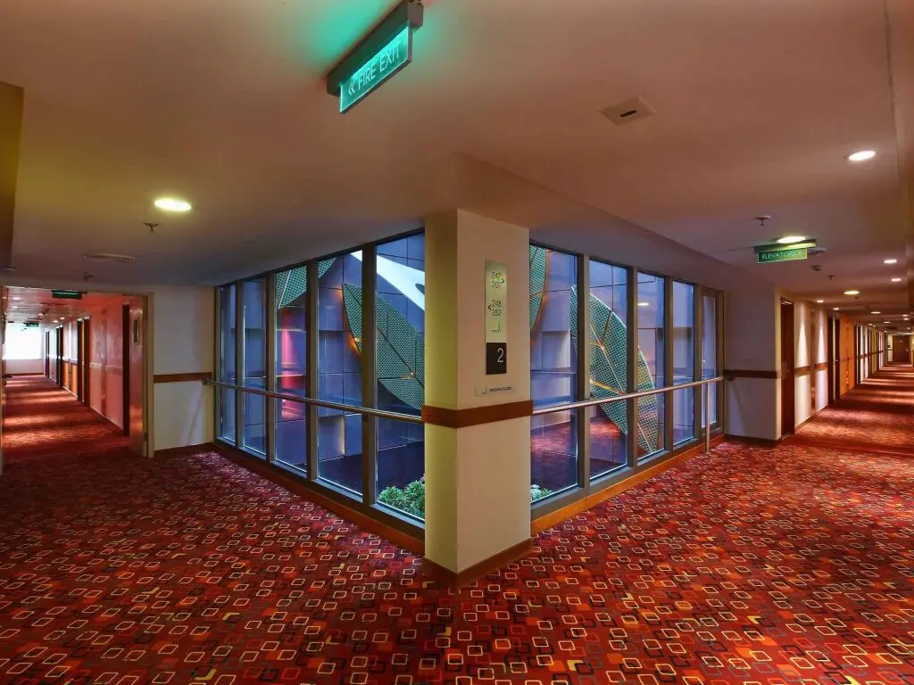 Нью-Дели: ibis New Delhi Aerocity Hotel