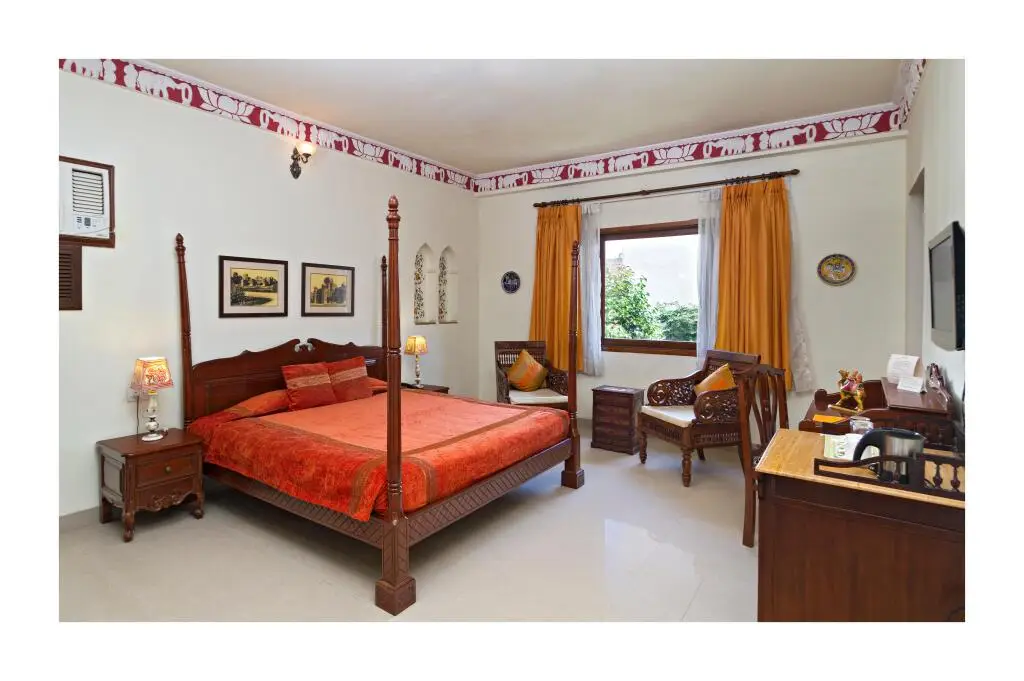 Джайпур: Dera Rawatsar - Heritage Hotel