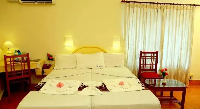 Кумили: Michaels Inn