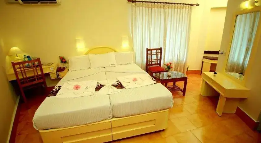 Кумили: Michaels Inn