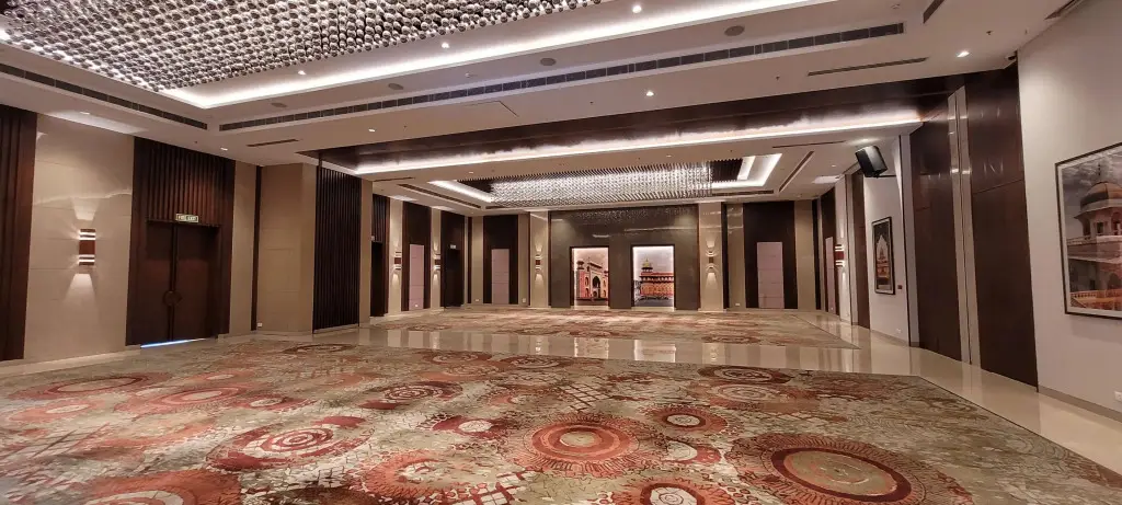Большая Нойда: Radisson Blu Hotel Greater Noida