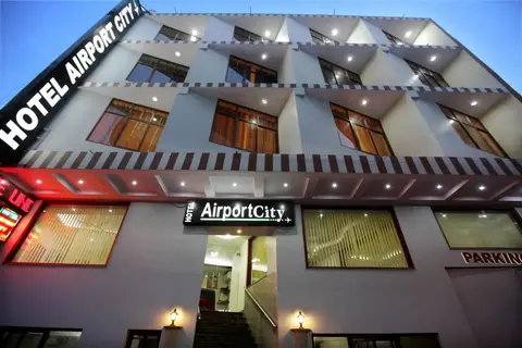 OYO 580 Hotel Airport City — фото 1