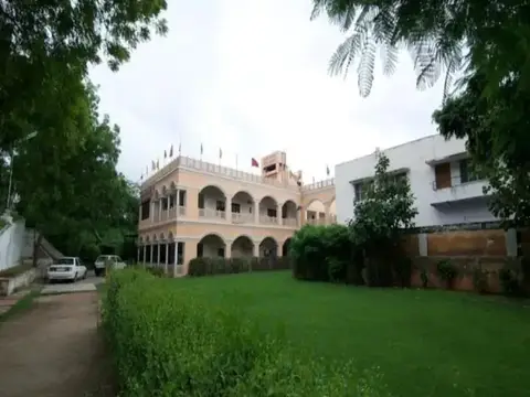 Jai Maa Sarla Guest House — фото 1