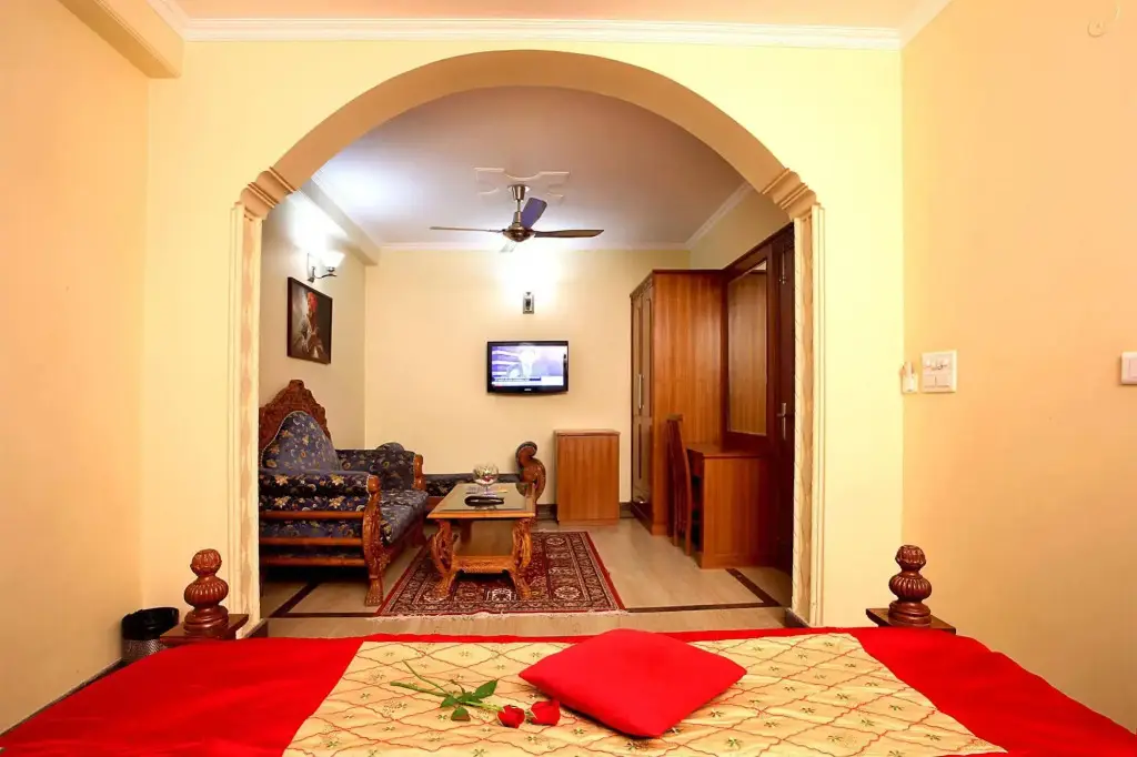 Нью-Дели: Indira International Inn