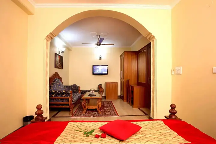 Нью-Дели: Indira International Inn