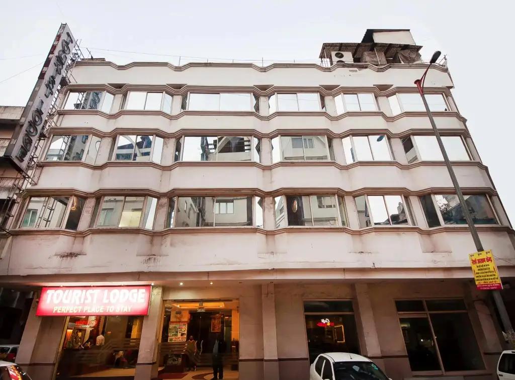 Нью-Дели: Hotel Tourist Lodge