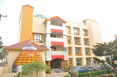 Hotel Naren Palace — фото 1