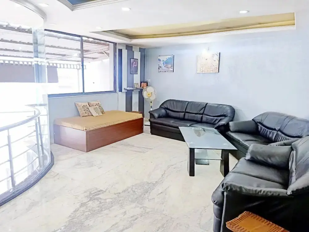 Ранчи: Hotel Rajdhani Plaza