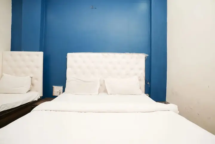 Мумбаи: Hotel Om residency