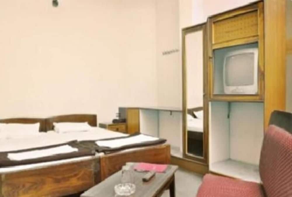 Деогхар: Hotel Yashoda International Deoghar
