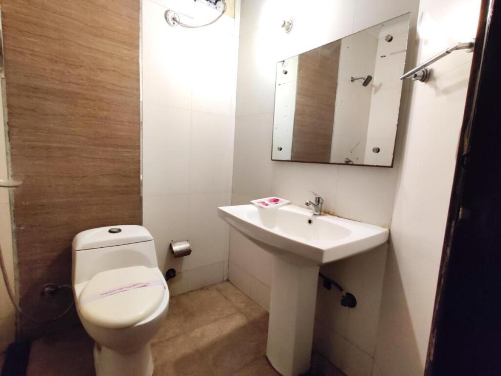 Нью-Дели: Hotel Unistar