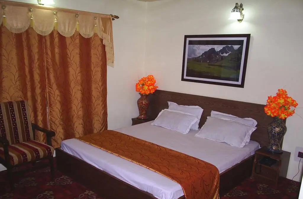 Шринагар: Hotel Star of Kashmir