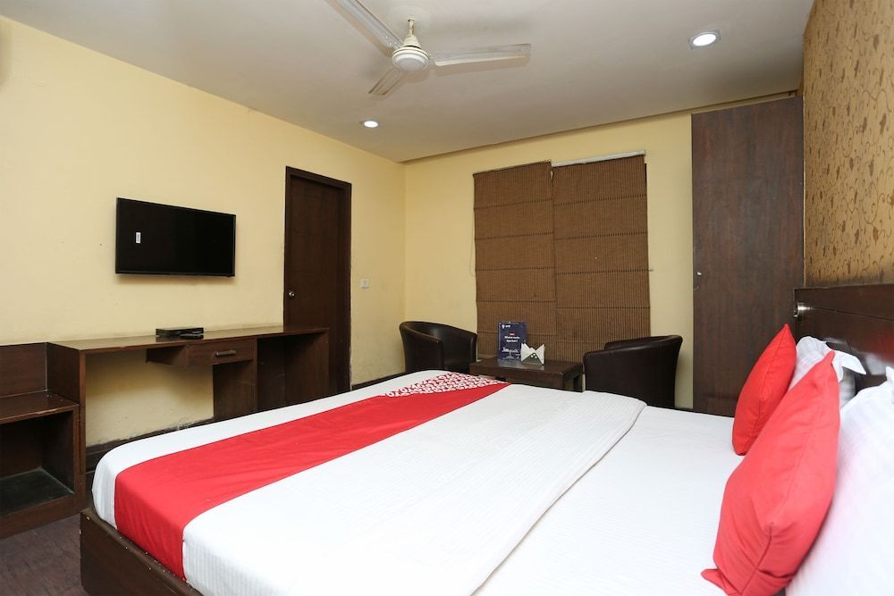 Hotel Daya Continental — фото 1