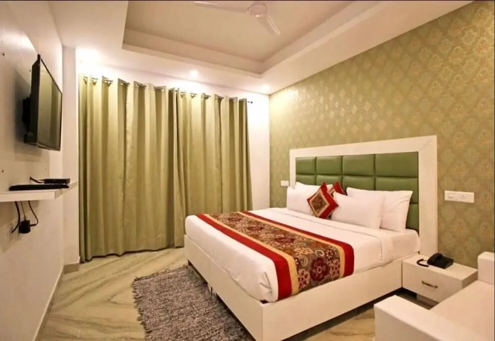 Гуруграм: Callista Inn