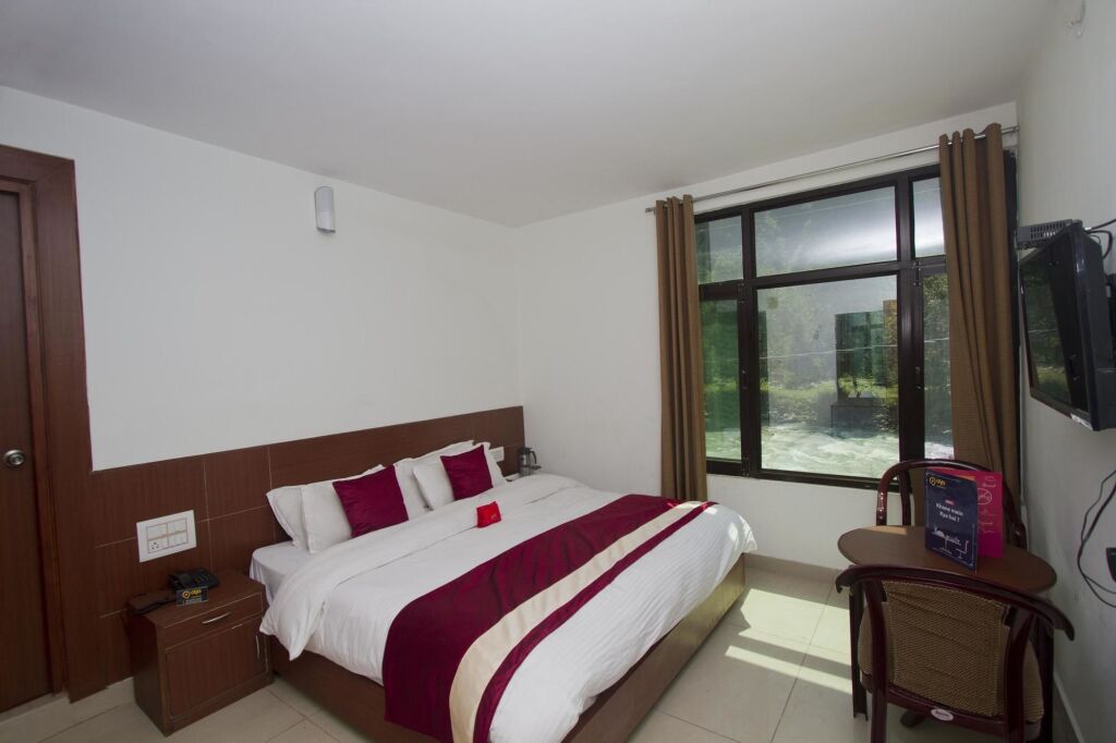 Гувахати: Oyo Premium Anand Nagar Guwahati