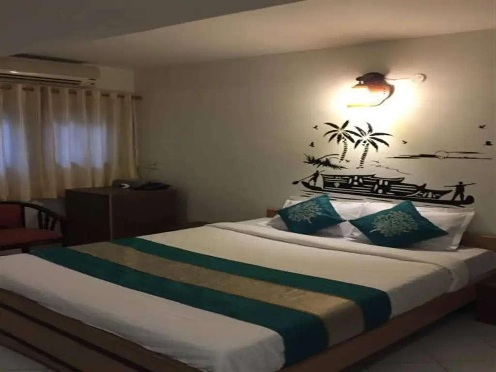 Бхопал: Metro Suites