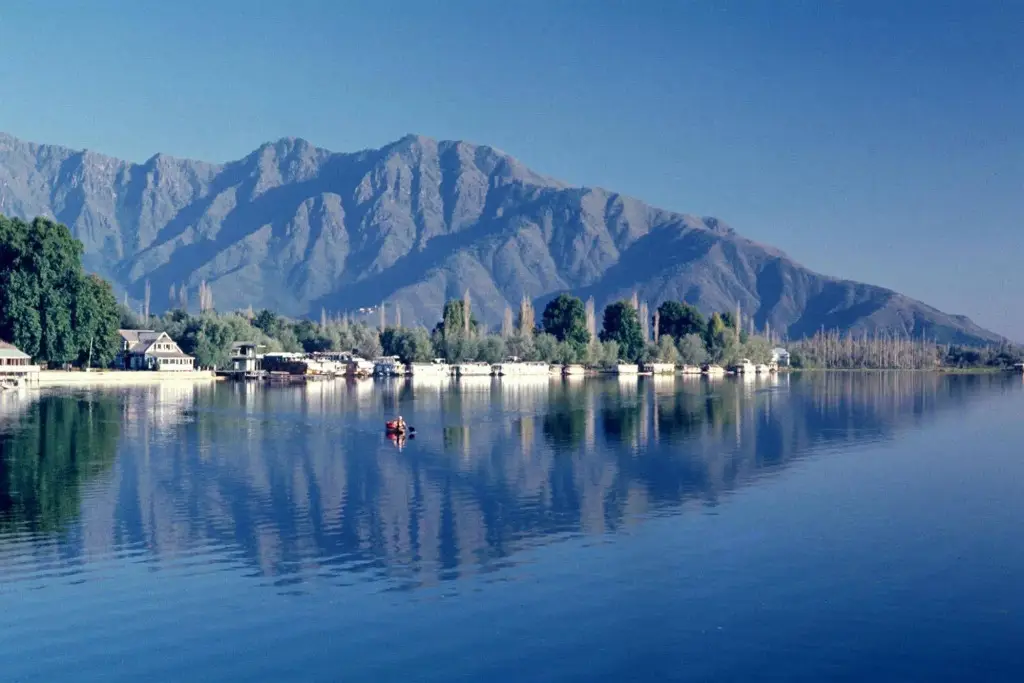 Шринагар: Privilege Houseboats