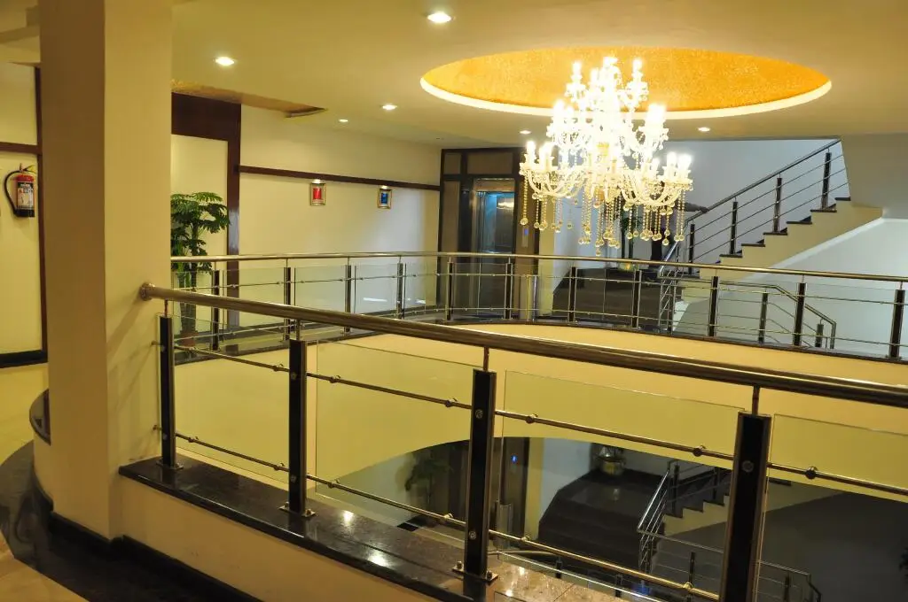 Наинитал: Hotel Devashish