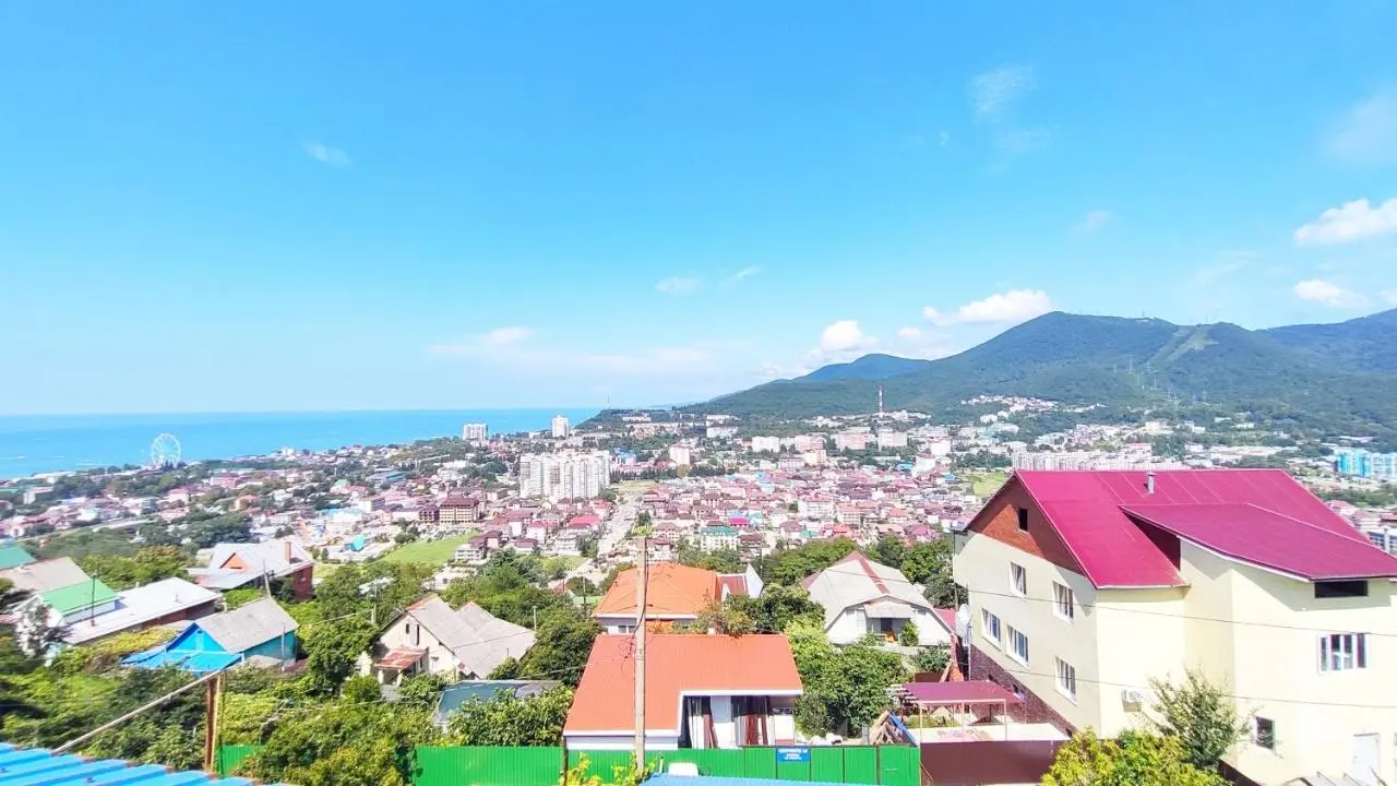 Лазаревское: Lazurnaya Plus Hotel