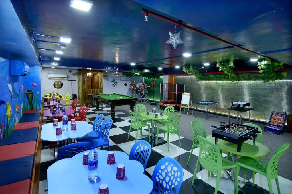 Джайпур: The Theme Hotel Jaipur