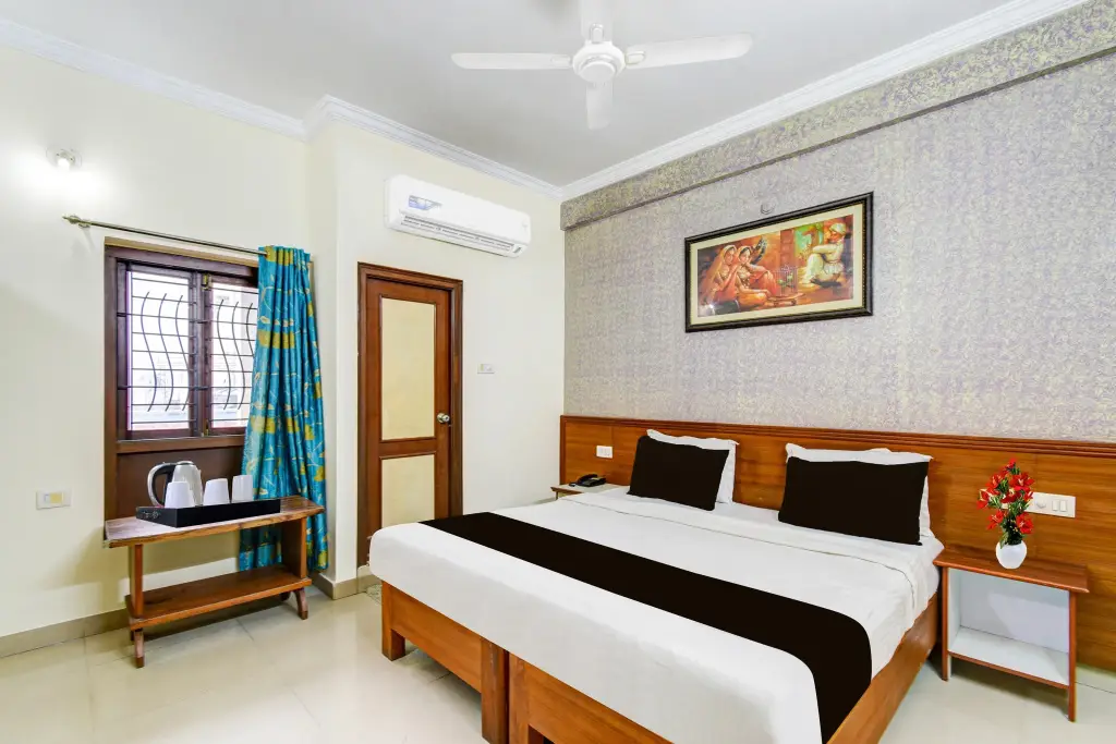 Хидерабад: Super Collection O Sharath City Mall Formerly Delight Inn Gachibowli