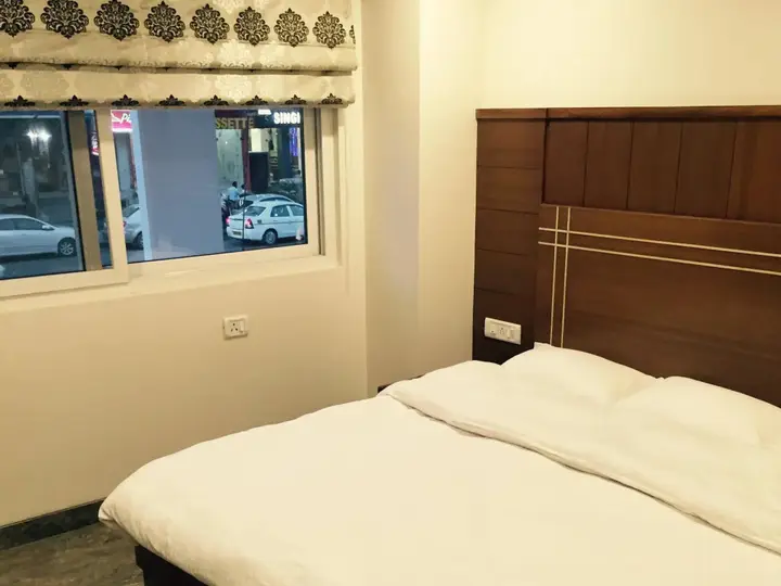 Нью-Дели: Hotel Avtar At New Delhi Railway Station