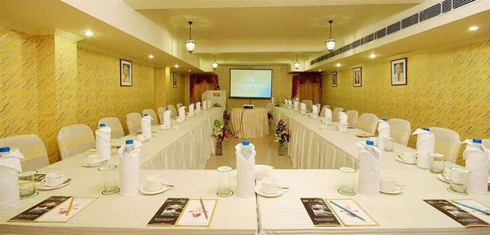 Манали: Hotel Chander Palace Manali