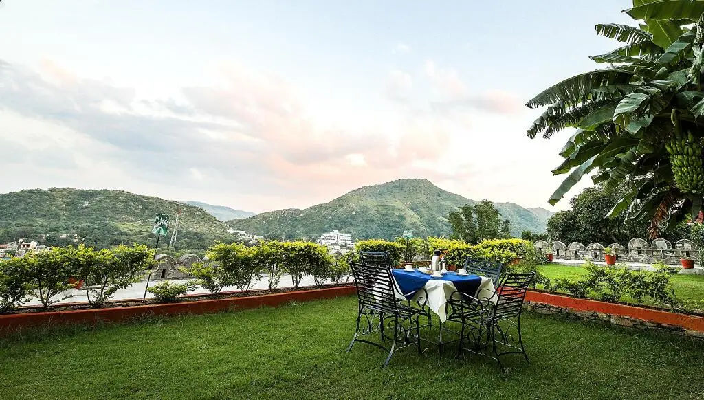 Садри: Kumbhal Palace Kumbhalgarh