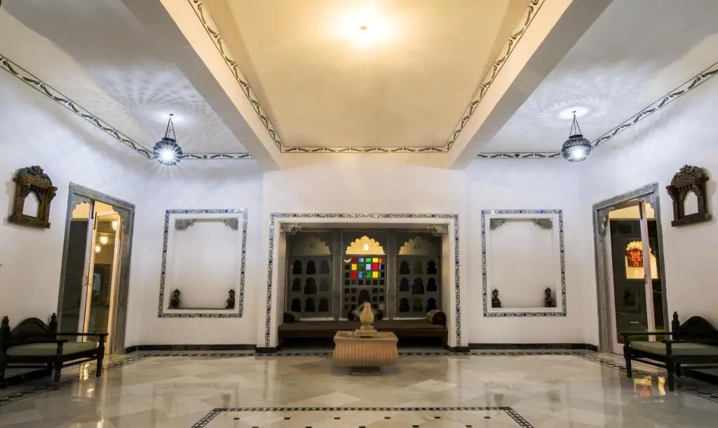 Садри: Kumbhal Palace Kumbhalgarh