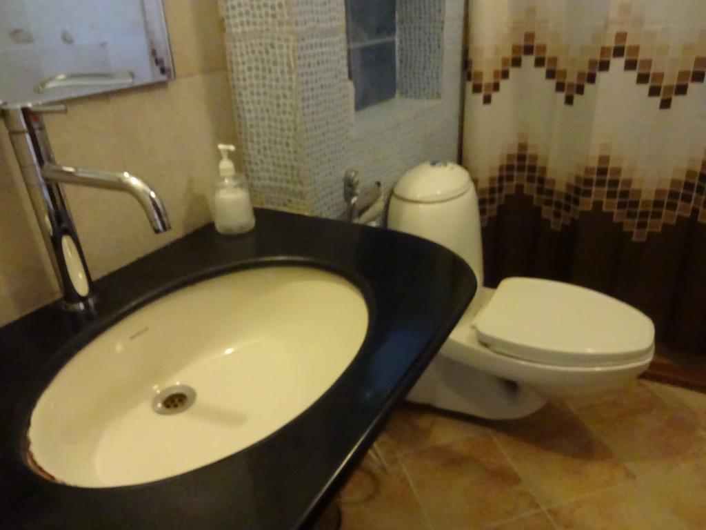 Калангут: Renzo's Inn
