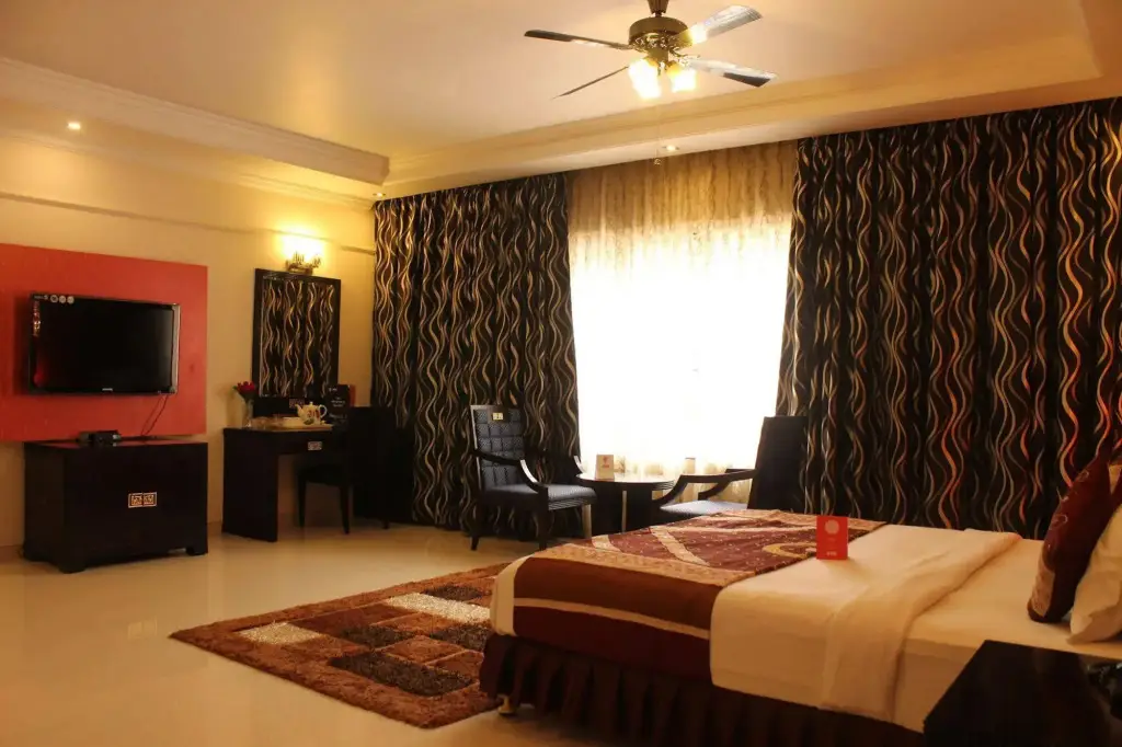 Калангут: OYO 2303 Hotel Royal Mirage