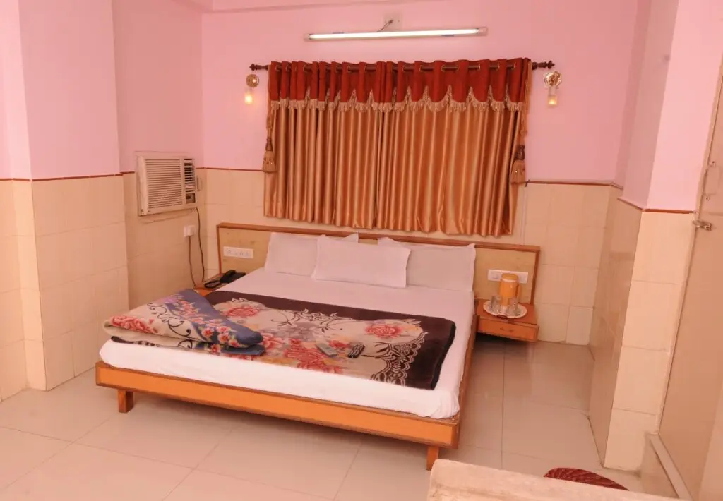 Ахмедабад: Capital O 10749 Hotel Neelkanth Bliss